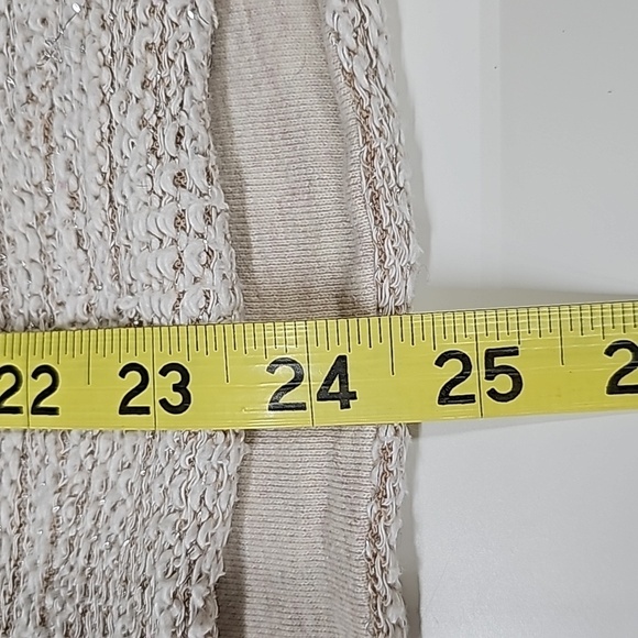 DB Sunday (by Dressbarn) terry cloth sweatshirt in cream & tan, size Large - Picture 10 of 10